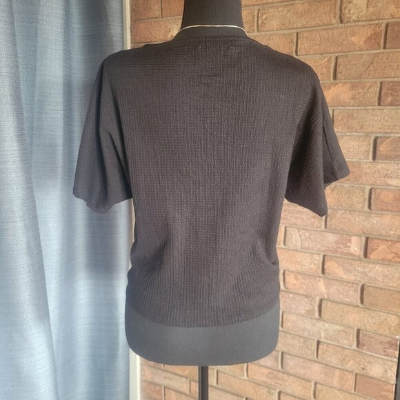 ZARA Black Short Sleeve Textured Fabric, V-Neck Cinch Loop Front Tie - Size M - Picture 6 of 13